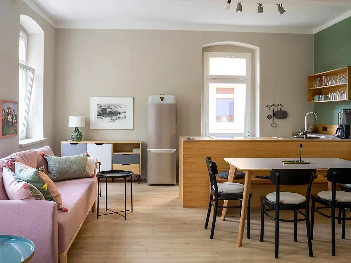 Apartment Ferienwohnung Dein Zuhause In Der Ferne - Der Gute Ton Dresden