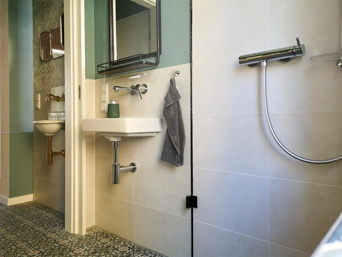 Apartment Ferienwohnung Dein Zuhause In Der Ferne - Der Gute Ton Dresden Deutschland