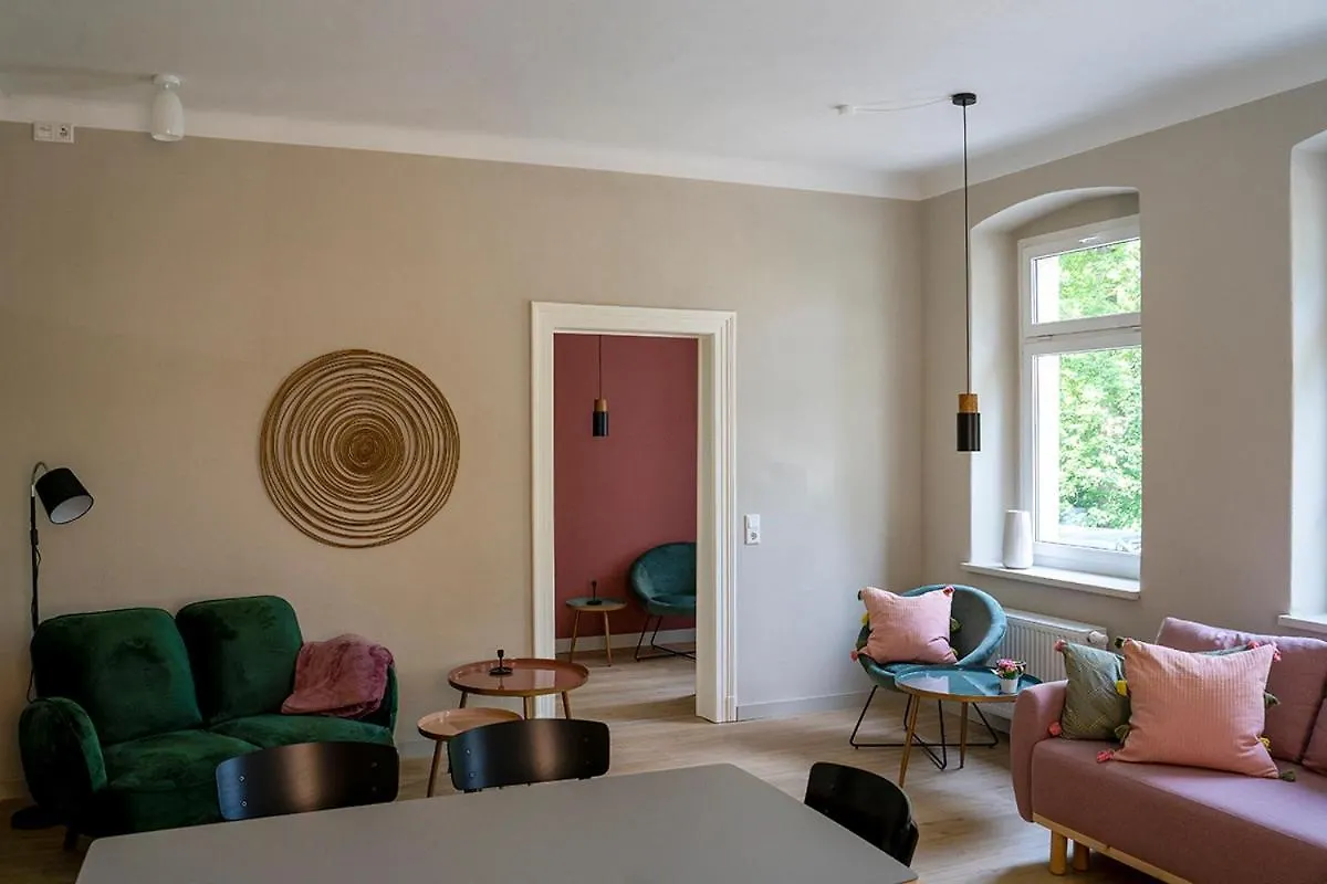 Apartment Ferienwohnung Dein Zuhause In Der Ferne - Der Gute Ton Dresden Deutschland